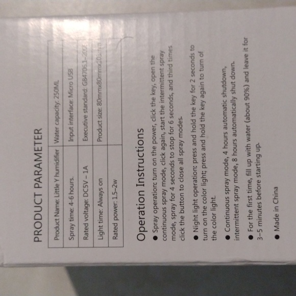 Blue LED Humidifier New - Picture 6 of 6